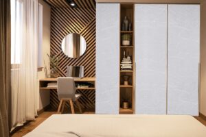 3741 Pietra-Moon White NOVEL GLOSS NGL 4